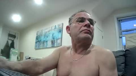 Snapshot of twopeopleinlove chatting on January 2026 12:21:01 PM Twopeopleinlove online show from January 2026 12:21:01 PM