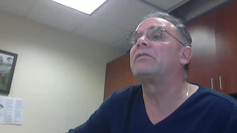 Snapshot of twopeopleinlove chatting on January 2026 07:11:01 PM Twopeopleinlove online show from January 2026 07:11:01 PM