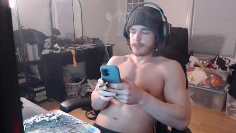 Snapshot of twotwntytwo chatting on April 2026 01:47:02 AM twotwntytwo online show from April 2026 01:47:02 AM