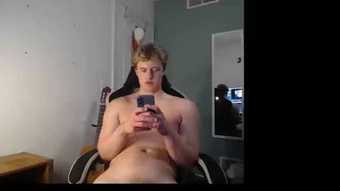 Snapshot of twunkaton chatting on March 2026 05:05:02 PM twunkaton online show from March 2026 05:05:02 PM