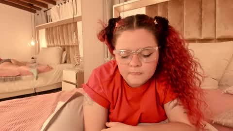 Twiggy online show from February 2025 11:55:02 PM