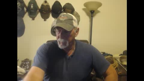 Snapshot of txlobo60 chatting on March 2026 12:07:02 AM txlobo60 online show from March 2026 12:07:02 AM