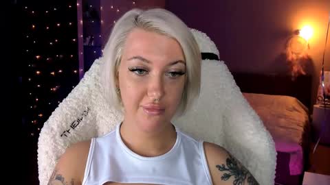 Miley online show from December 2024 02:44:01 PM