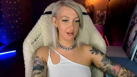 Miley online show from April 2026 02:15:02 PM