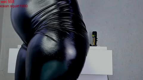 Snapshot of tykita chatting on March 2026 08:18:01 AM tykita online show from March 2026 08:18:01 AM