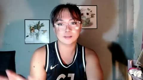 Snapshot of tyla_23 chatting on May 2026 02:28:01 AM Tyla online show from May 2026 02:28:01 AM