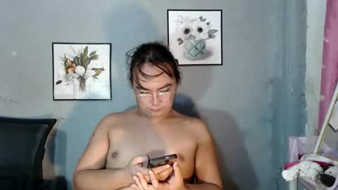 Snapshot of tyla_23 chatting on May 2026 02:39:01 AM Tyla online show from May 2026 02:39:01 AM