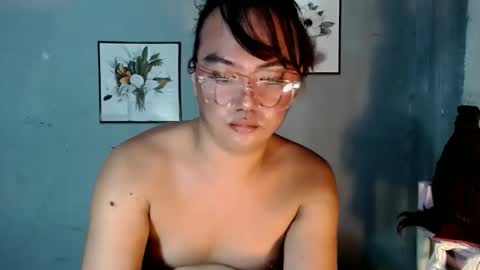 Snapshot of tyla_23 chatting on May 2026 06:53:02 AM Tyla online show from May 2026 06:53:02 AM