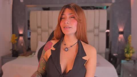  TYLA  online show from October 2025 03:59:01 AM