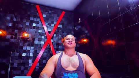Tyleer Scot online show from April 2026 08:10:01 PM