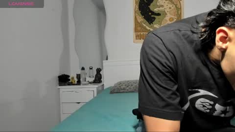 tyler_axel online show from May 2026 01:44:01 AM