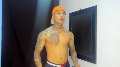 tyler_bell_ online show from May 2026 02:51:02 AM