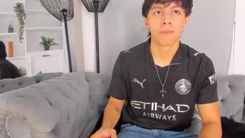 Tyler online show from October 2025 03:10:02 AM