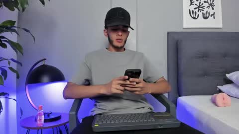 Tyler Fox online show from May 2026 09:08:01 PM