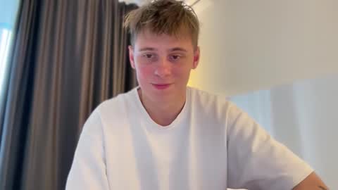 Snapshot of tyler_garrner chatting on October 2025 12:57:02 PM tyler_garrner online show from October 2025 12:57:02 PM