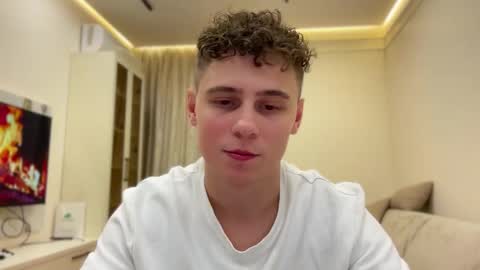 Snapshot of tyler_garrner chatting on November 2025 06:28:01 PM tyler_garrner online show from November 2025 06:28:01 PM