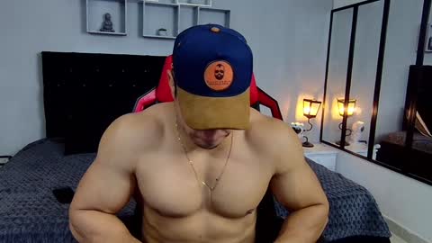 Snapshot of tyler_hank1 chatting on December 2024 01:51:02 PM tyler_hank1 online show from December 2024 01:51:02 PM