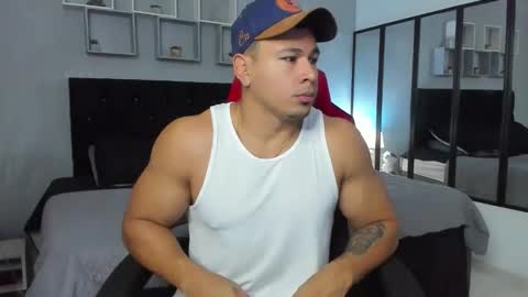 Snapshot of tyler_hank1 chatting on October 2025 11:53:01 AM tyler_hank1 online show from October 2025 11:53:01 AM