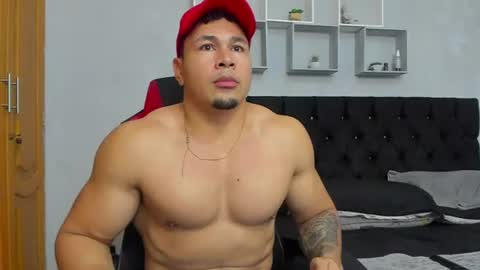 Snapshot of tyler_hank1 chatting on July 2026 11:12:02 PM tyler_hank1 online show from July 2026 11:12:02 PM
