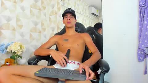 Snapshot of tyler_rodriguez chatting on March 2025 01:53:02 PM Tyler Rodriguez online show from March 2025 01:53:02 PM