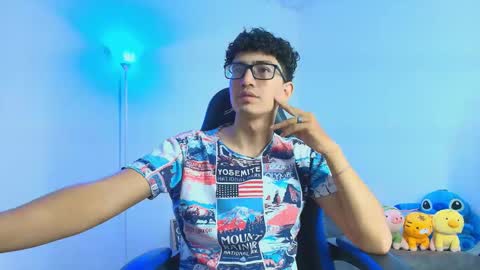   online show from October 2025 07:58:02 PM