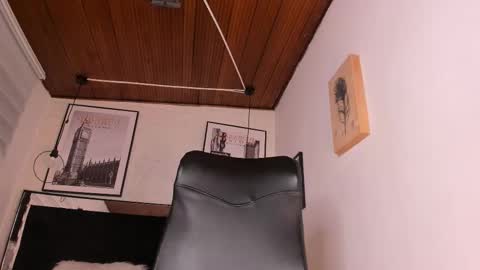       online show from February 2026 08:18:01 PM