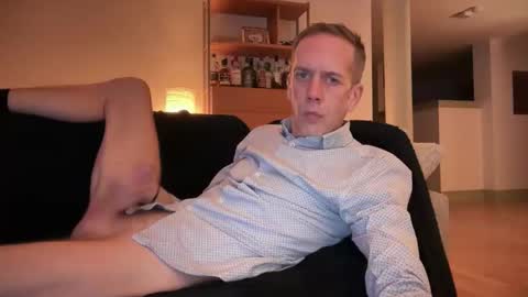 Snapshot of tyronev70 chatting on November 2025 05:46:01 PM Ty online show from November 2025 05:46:01 PM