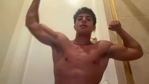tyy0ung online show from May 2026 11:10:01 PM