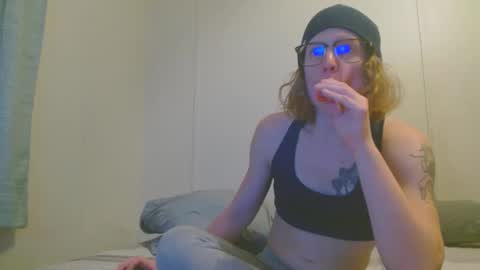 Snapshot of tyyyler93 chatting on January 2025 05:14:01 AM TylerAlternative online show from January 2025 05:14:01 AM