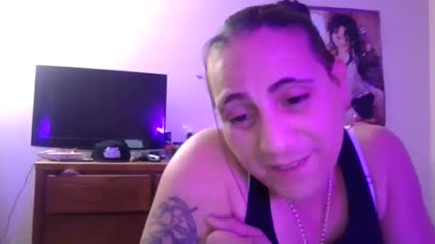 Snapshot of uandme_baby chatting on December 2024 12:41:01 PM Azelia B online show from December 2024 12:41:01 PM