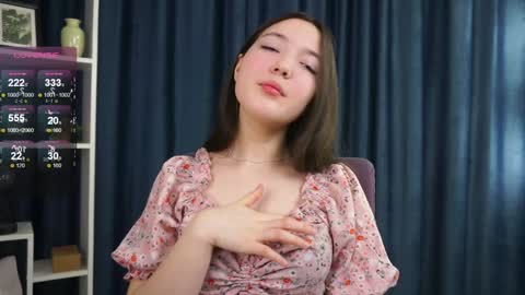 Snapshot of udelaborom chatting on January 2025 05:52:02 AM Lili online show from January 2025 05:52:02 AM