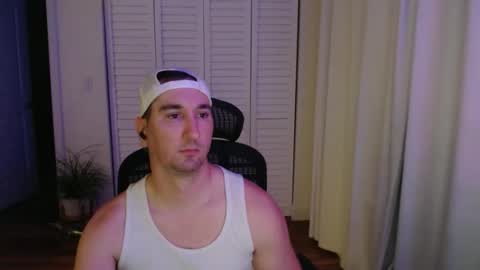 uglyduck3532 online show from February 2026 02:49:02 AM