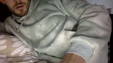 Snapshot of ukboy08x chatting on February 2026 04:47:01 PM ukboy08x online show from February 2026 04:47:01 PM