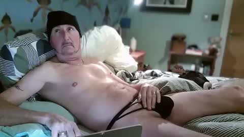 Snapshot of ukcock2016 chatting on February 2026 06:42:01 AM Adam online show from February 2026 06:42:01 AM