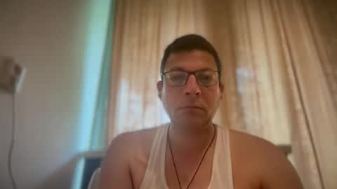 ukhalid82 online show from July 2026 11:28:01 AM