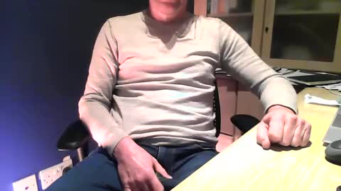 mark online show from December 2024 05:59:02 PM