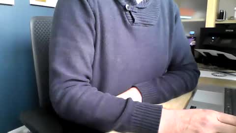 mark online show from October 2025 02:30:02 PM