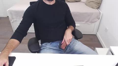 Snapshot of ulep chatting on November 2025 09:25:01 PM Ulep online show from November 2025 09:25:01 PM