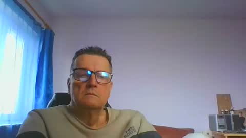 Snapshot of ulmeni4 chatting on January 2025 10:33:02 AM ulmeni4 online show from January 2025 10:33:02 AM