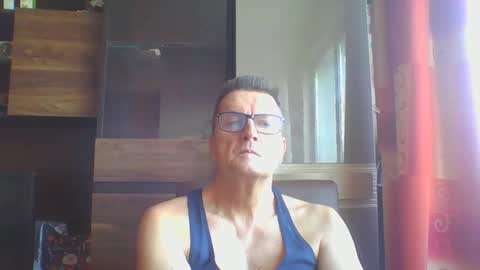 Snapshot of ulmeni4 chatting on January 2025 09:55:01 AM ulmeni4 online show from January 2025 09:55:01 AM