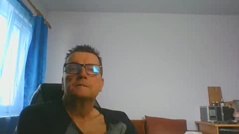 Snapshot of ulmeni4 chatting on February 2025 08:35:01 AM ulmeni4 online show from February 2025 08:35:01 AM