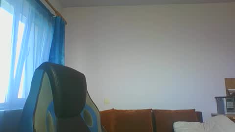 Snapshot of ulmeni4 chatting on November 2025 09:31:02 AM ulmeni4 online show from November 2025 09:31:02 AM