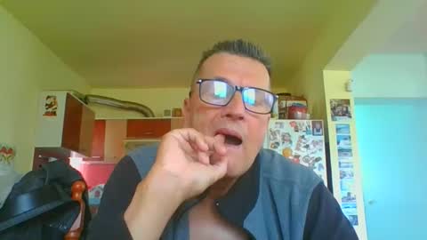 Snapshot of ulmeni7 chatting on May 2026 11:59:01 AM ulmeni7 online show from May 2026 11:59:01 AM