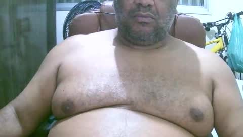 Snapshot of ulmo_br chatting on September 2025 12:43:01 AM ulmo_br online show from September 2025 12:43:01 AM