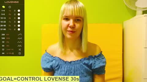 Roxy online show from December 2025 12:55:02 PM