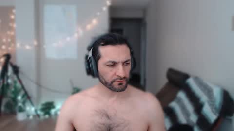 Snapshot of ultratoaster chatting on January 2025 08:43:01 PM ultratoaster online show from January 2025 08:43:01 PM