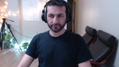 Snapshot of ultratoaster chatting on January 2025 06:03:02 AM ultratoaster online show from January 2025 06:03:02 AM