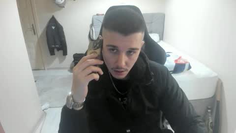 Snapshot of ulxer chatting on November 2025 08:51:01 PM hi im mike tyson - online show from November 2025 08:51:01 PM