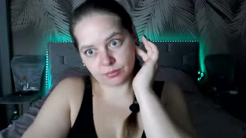 Ulyana online show from October 2025 07:20:01 AM