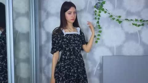 Snapshot of umbraelyon chatting on March 2026 06:52:01 AM Liliane online show from March 2026 06:52:01 AM